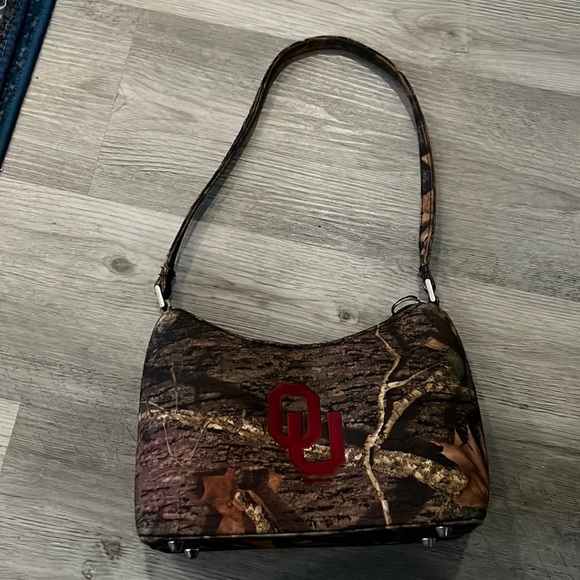 Source Unknown Handbags - Officially licensed OU purse, EUC